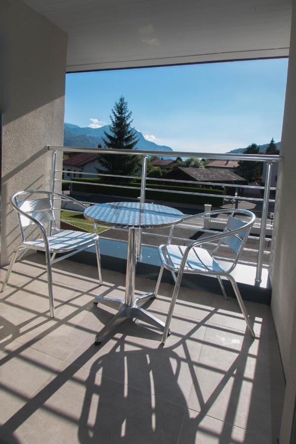Nuitee En Appartement Marignier Exterior photo